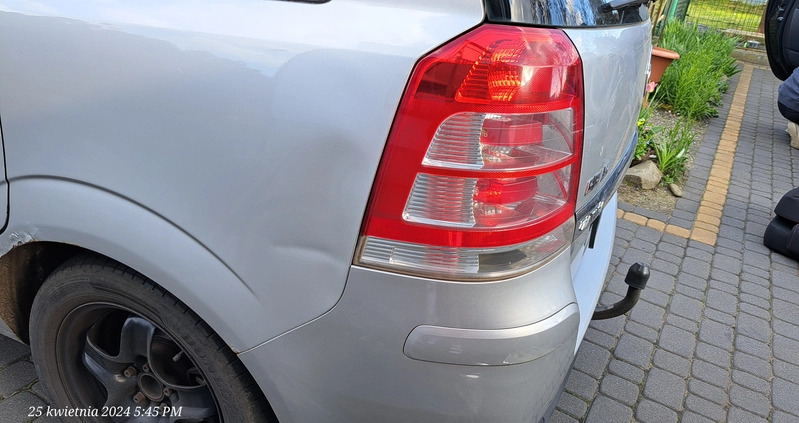 Opel Zafira cena 10000 przebieg: 254000, rok produkcji 2009 z Rybnik małe 277